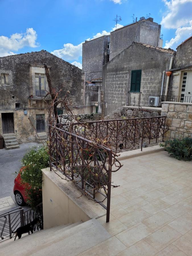 Hôtel Casa Alecci 1820 à Modica Extérieur photo